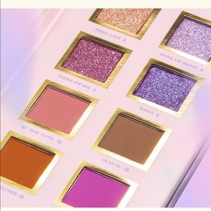 New aLamar Spanglish Pressed Pigment Pallete